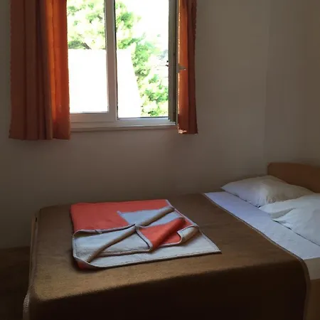 With Parking Space Orebic, Peljesac - 15086 奥瑞比克