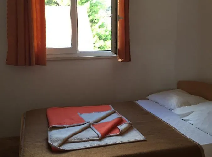 With Parking Space Orebic, Peljesac - 15086 أوروبيتش