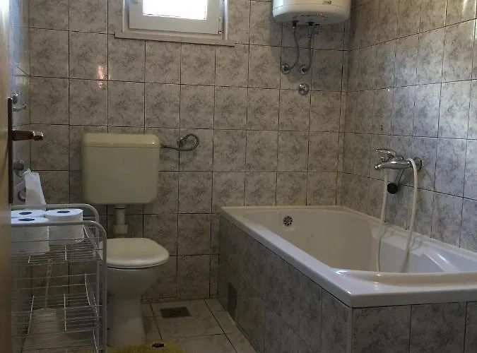 With Parking Space Orebic, Peljesac - 15086 * أوروبيتش